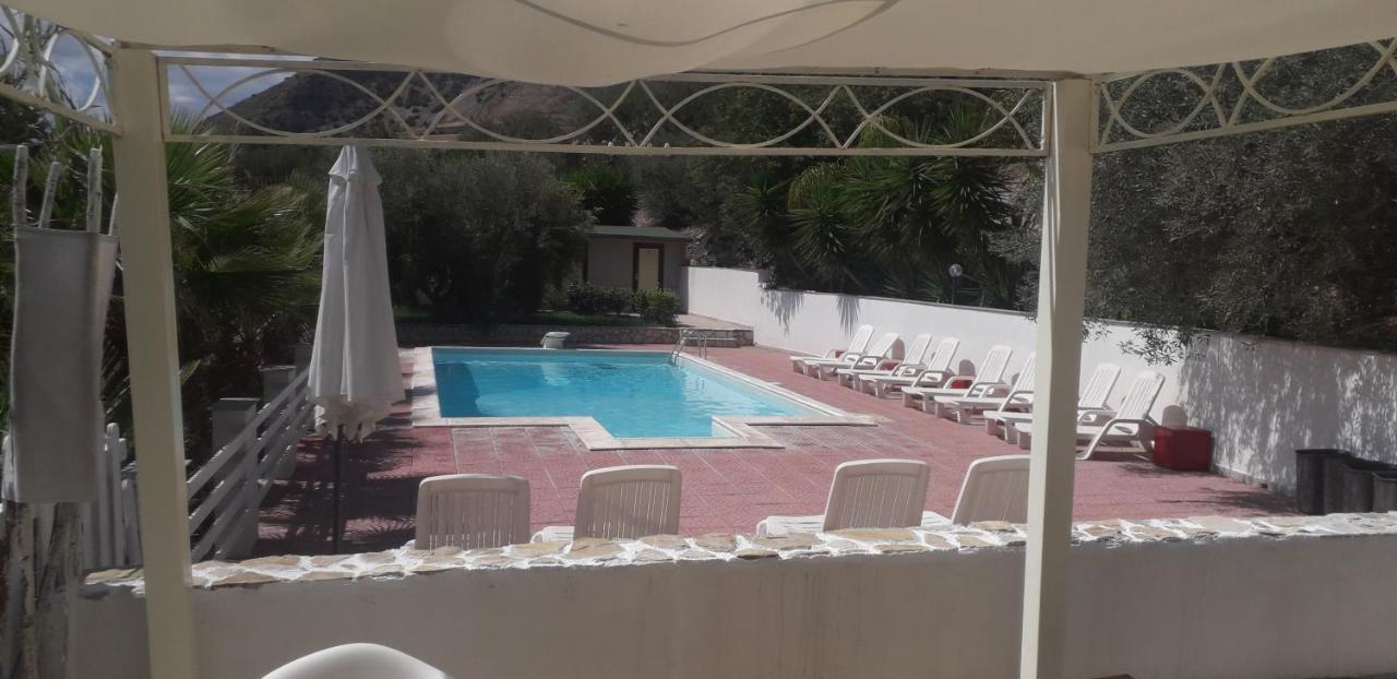 San Placido House Con Piscina Castel di Iudica